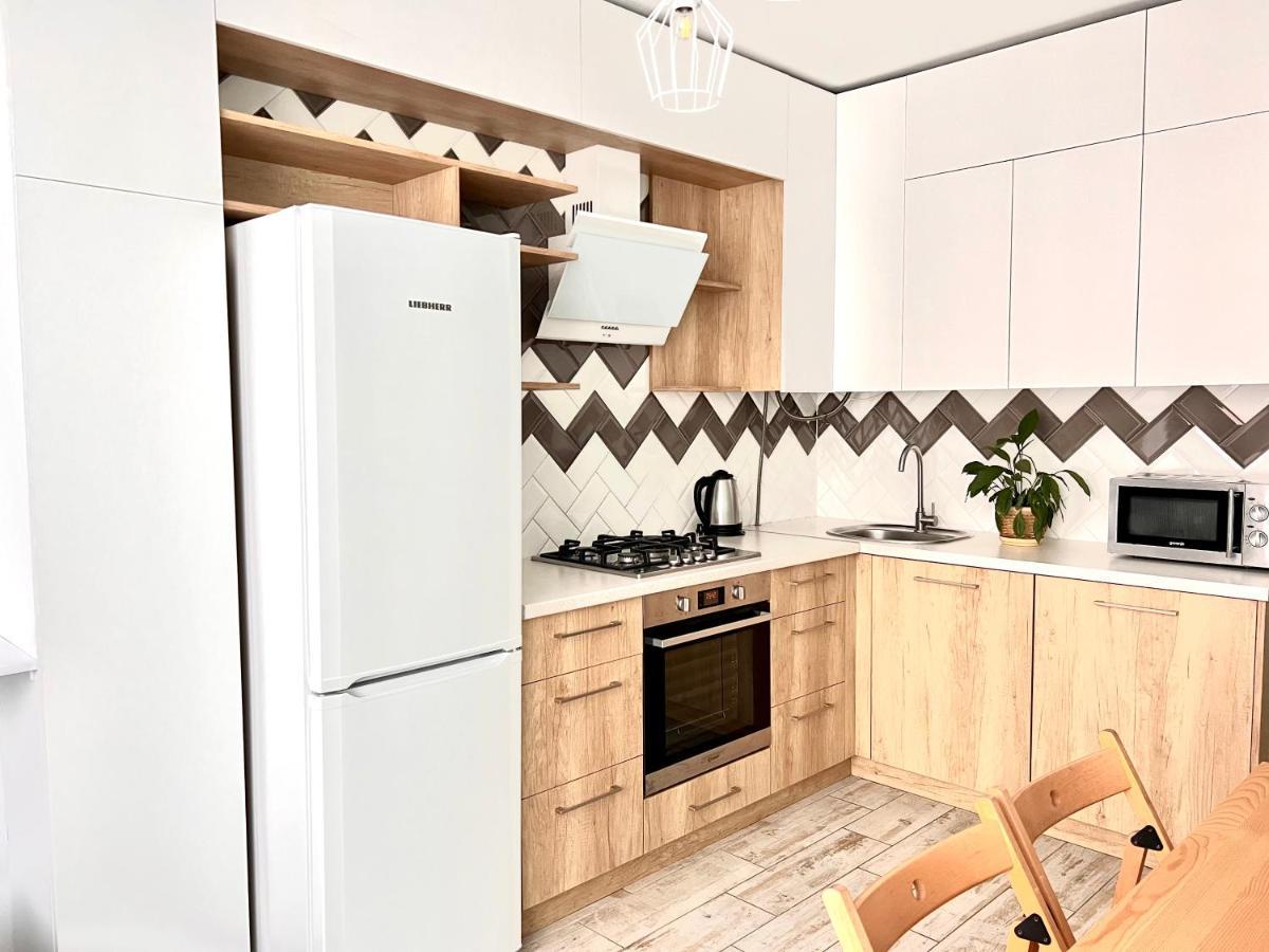 Osapart Cozy Apartment In A Complex Semycvit Львов Экстерьер фото