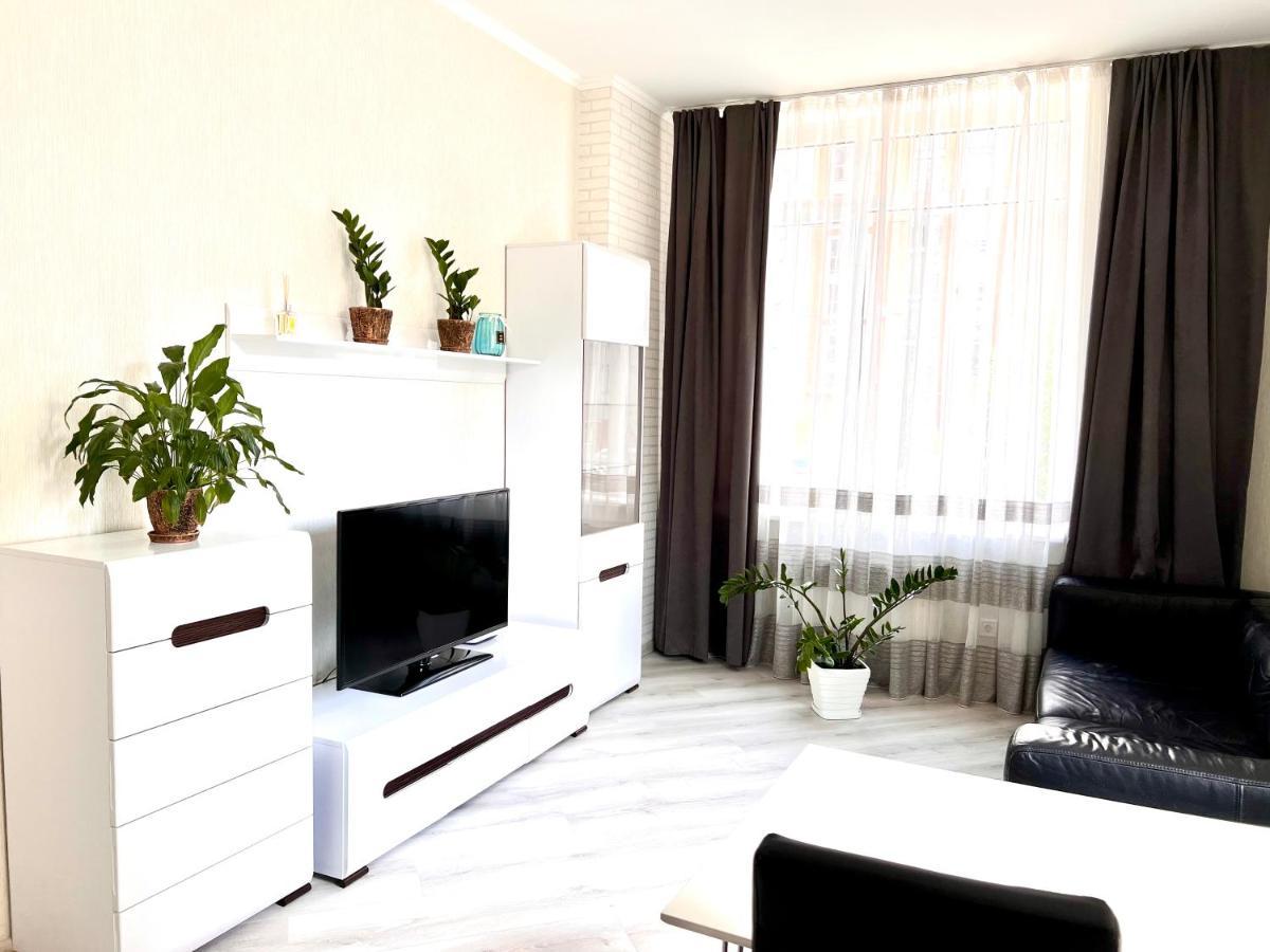 Osapart Cozy Apartment In A Complex Semycvit Львов Экстерьер фото